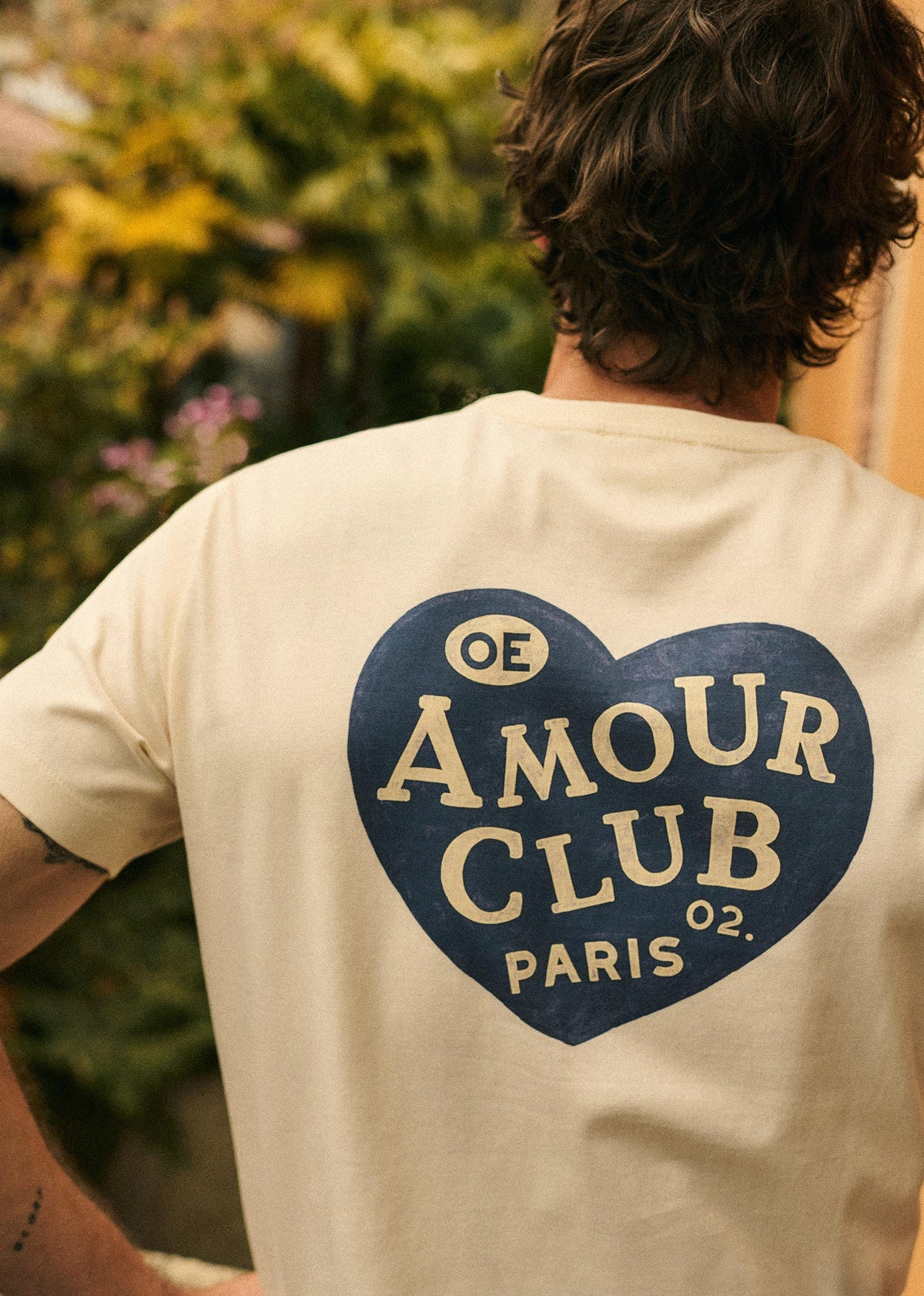 T-Shirt Amour Club Paris - Écru / Indigo