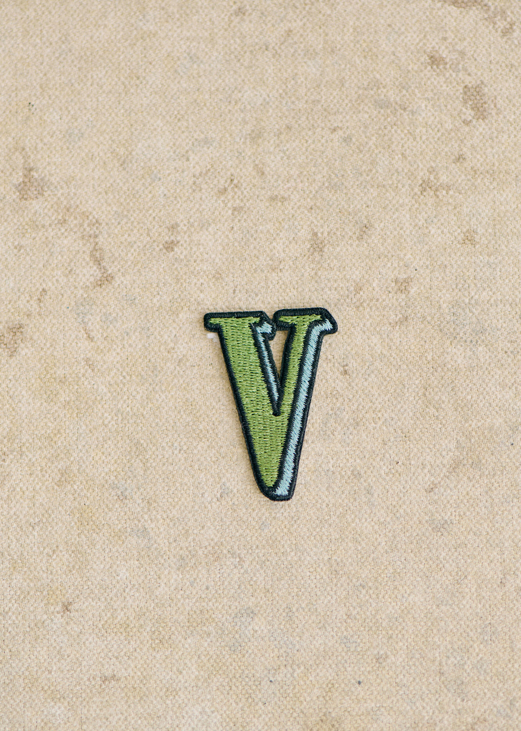 Ecusson vert / bleu - Lettre V - Vert