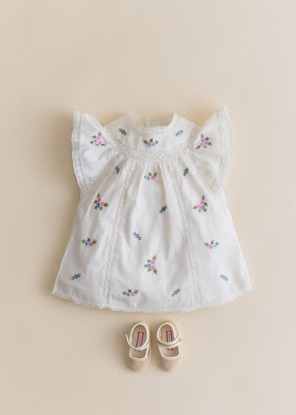 Robe Dorrie - Broderie Placée Fleurs Multico Fond Crème