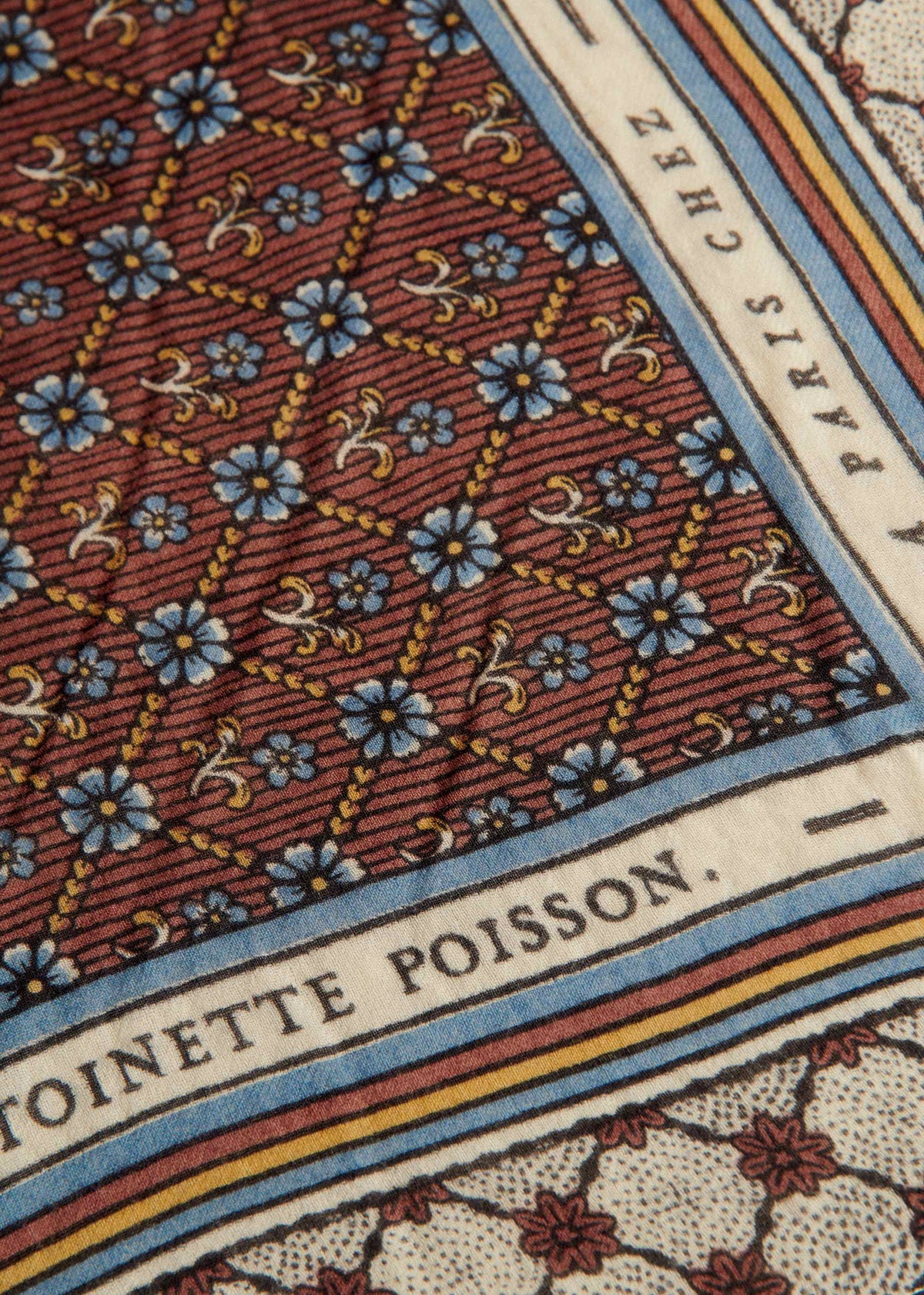 Foulard Maryse - Sézane x Antoinette Poisson - Imprimé Coeur Garance