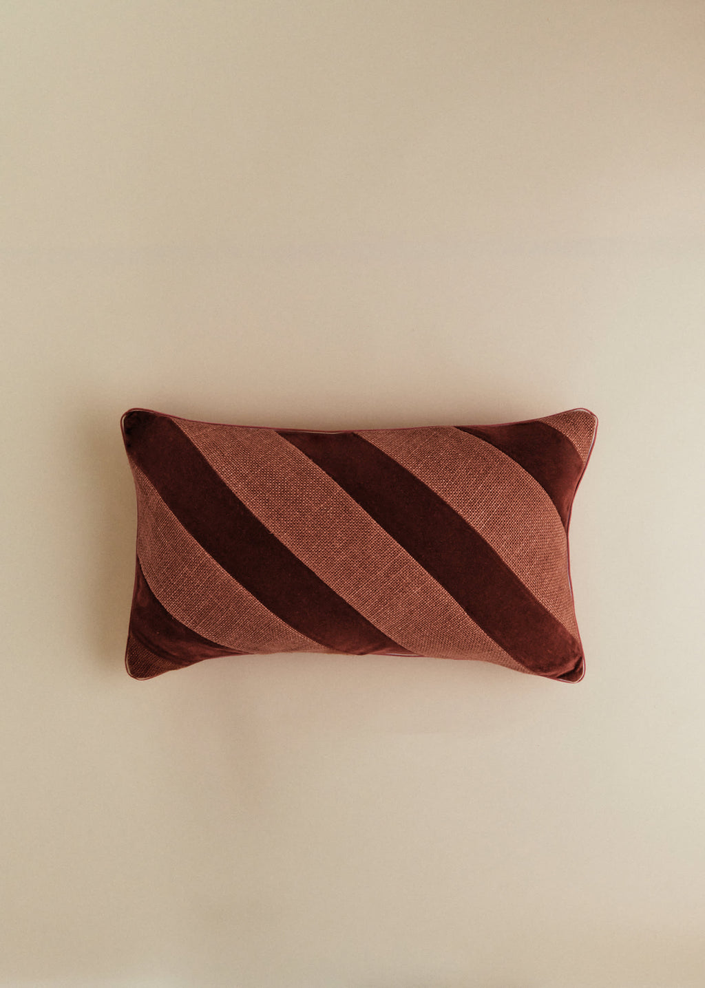 Coussin Toile Lin et Velours - Petit modèle - Terre de sienne