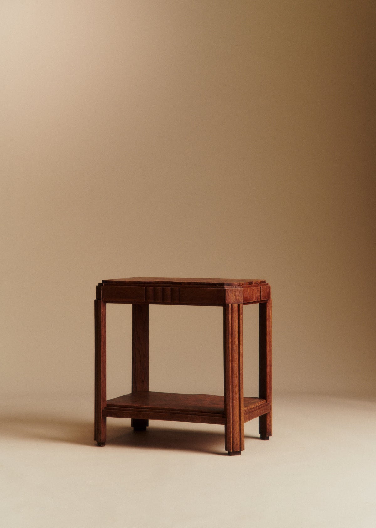 Table d'appoint en loupe d'orme - Loupe d'orme