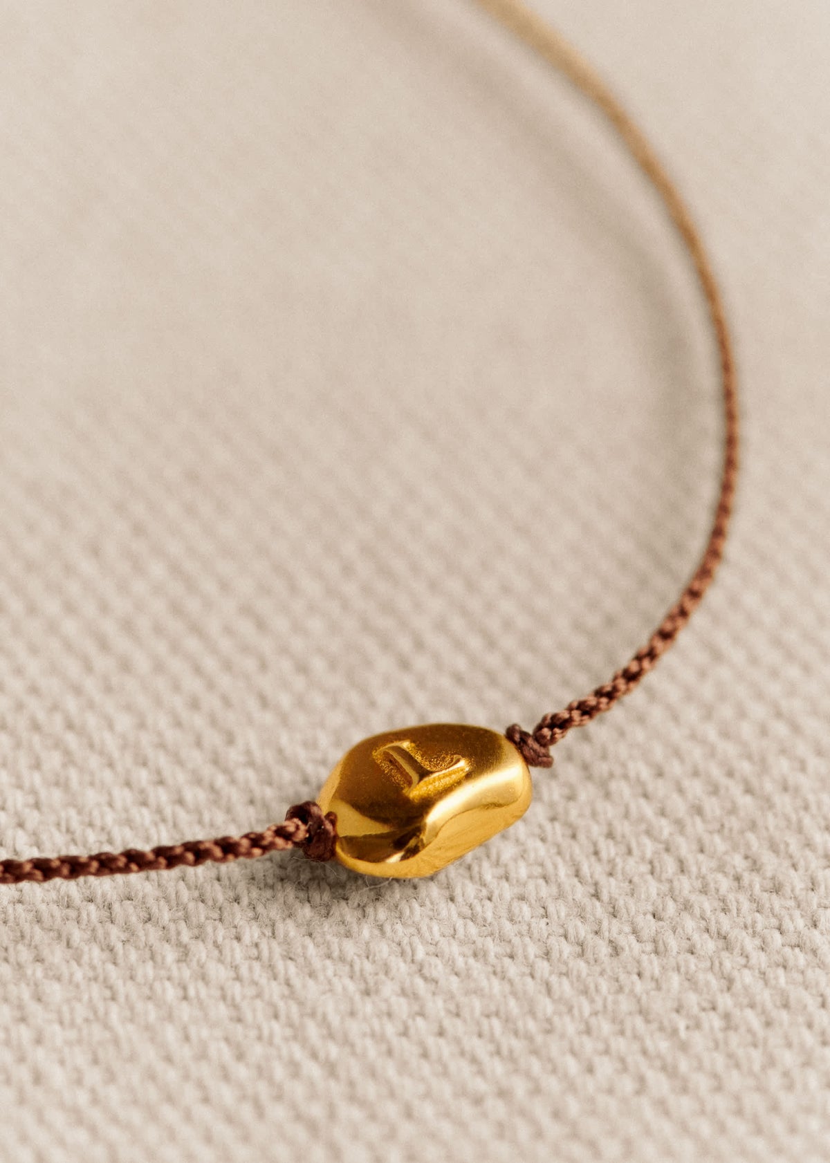 Bracelet Cléo - Chocolat - Lettre L