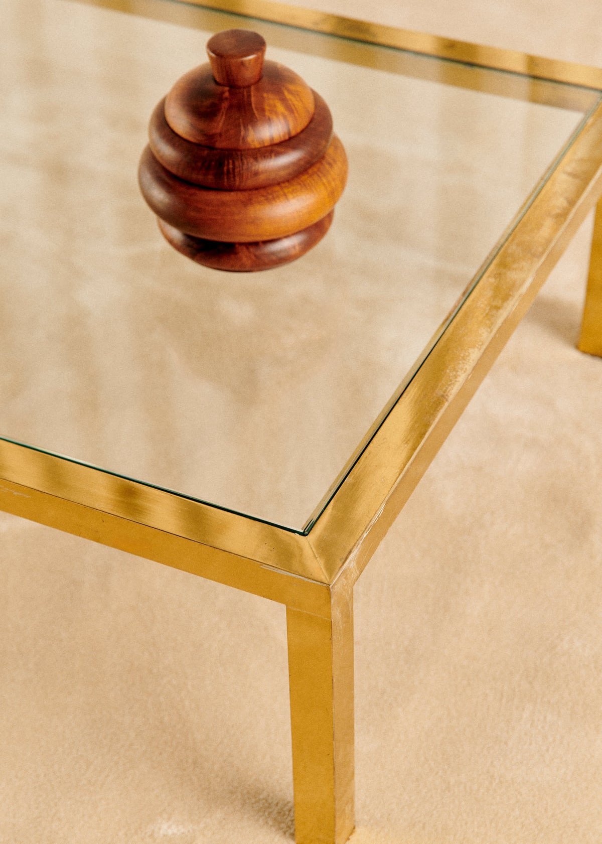 Table basse structure laiton et plateau en verre vintage - Laiton