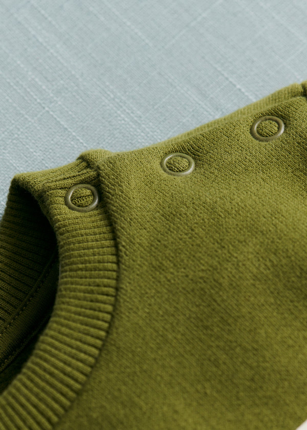 Sweat-Shirt Amour club - Olive / écru