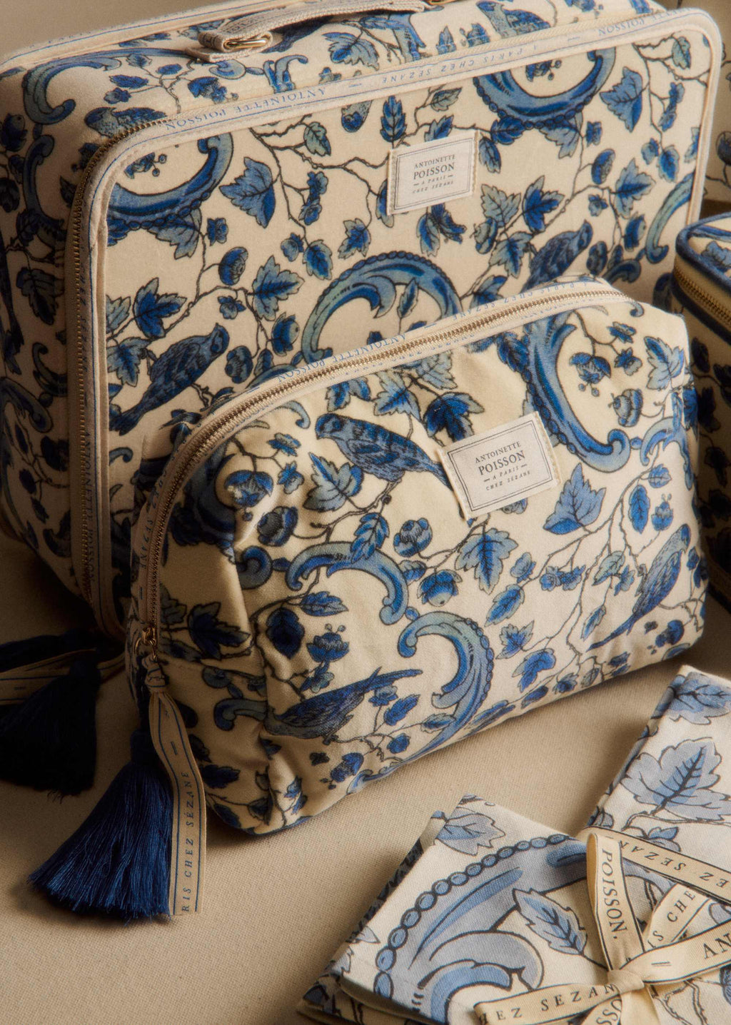 Trousse de toilette - Sézane x Antoinette Poisson - Imprimé Oiseaux Bleus