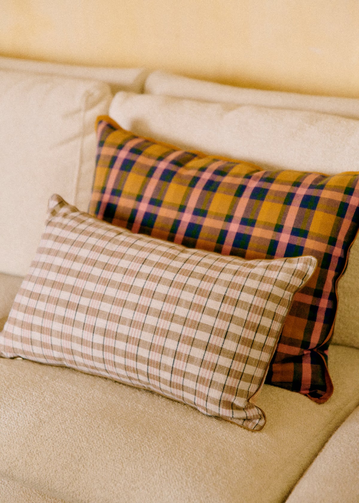 Coussin Tissé Pianissimo - Petit modèle - Café et Blush