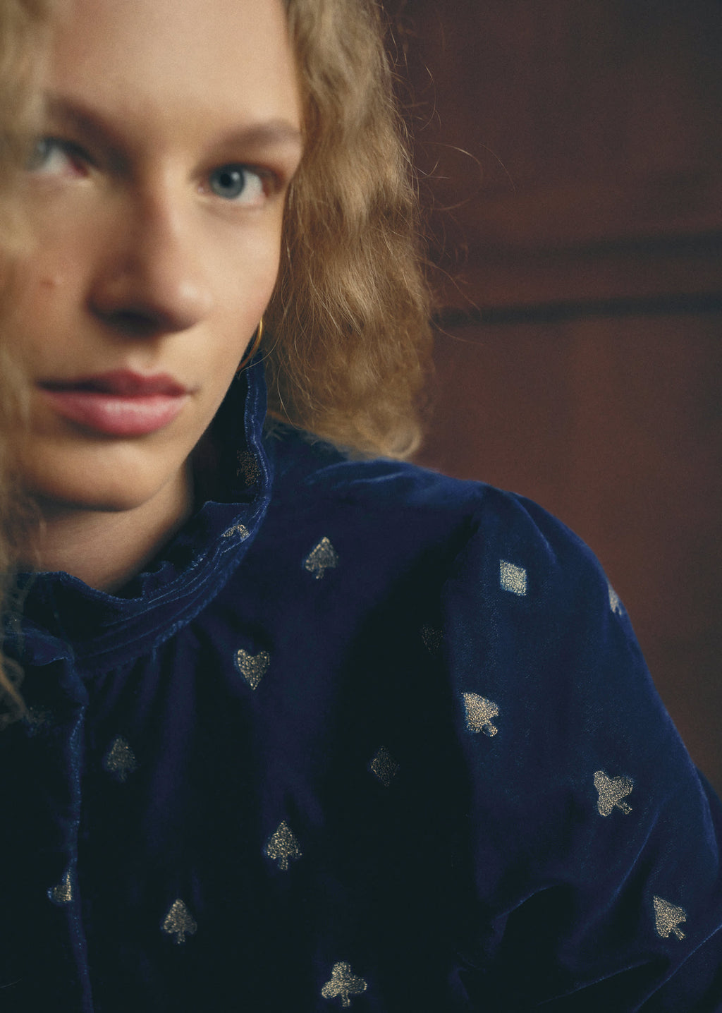 Chemise Ambre - Sézane x Antoinette Poisson - Broderie Cartes Bronze Fond Marine