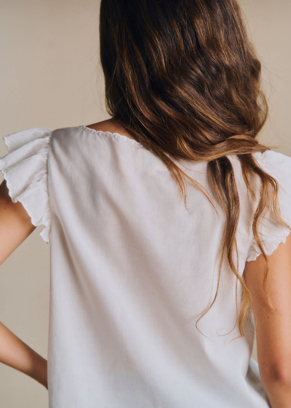 Blouse Elie - Broderie Unie Ecru Fond Beige