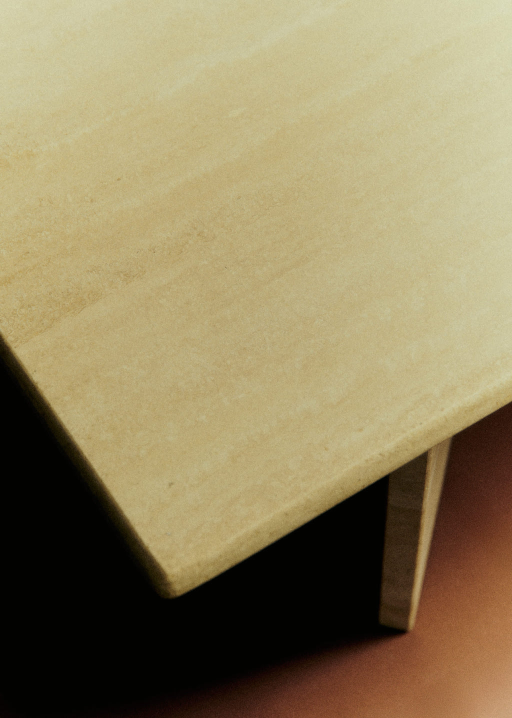 Table basse rectangulaire vintage en travertin - Travertin