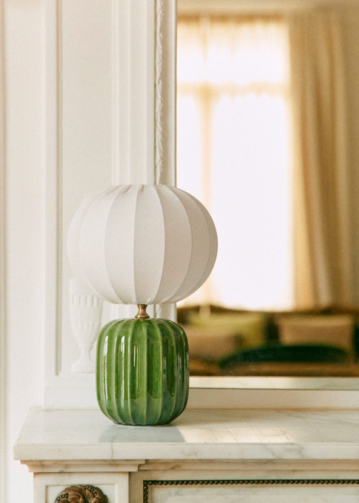 Lampe Traviata petit modèle - Vert - Abat-jour Sonate - Écru