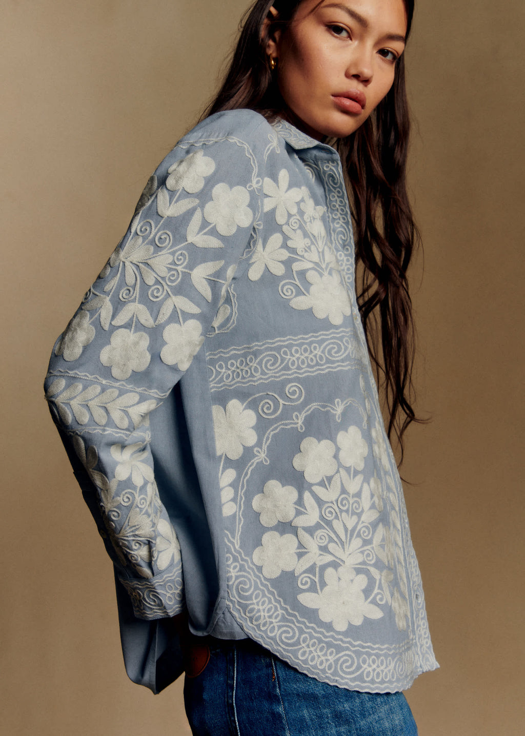 Chemise Maxy - Sézane x Baziszt - Broderie Folk Fond Bleu