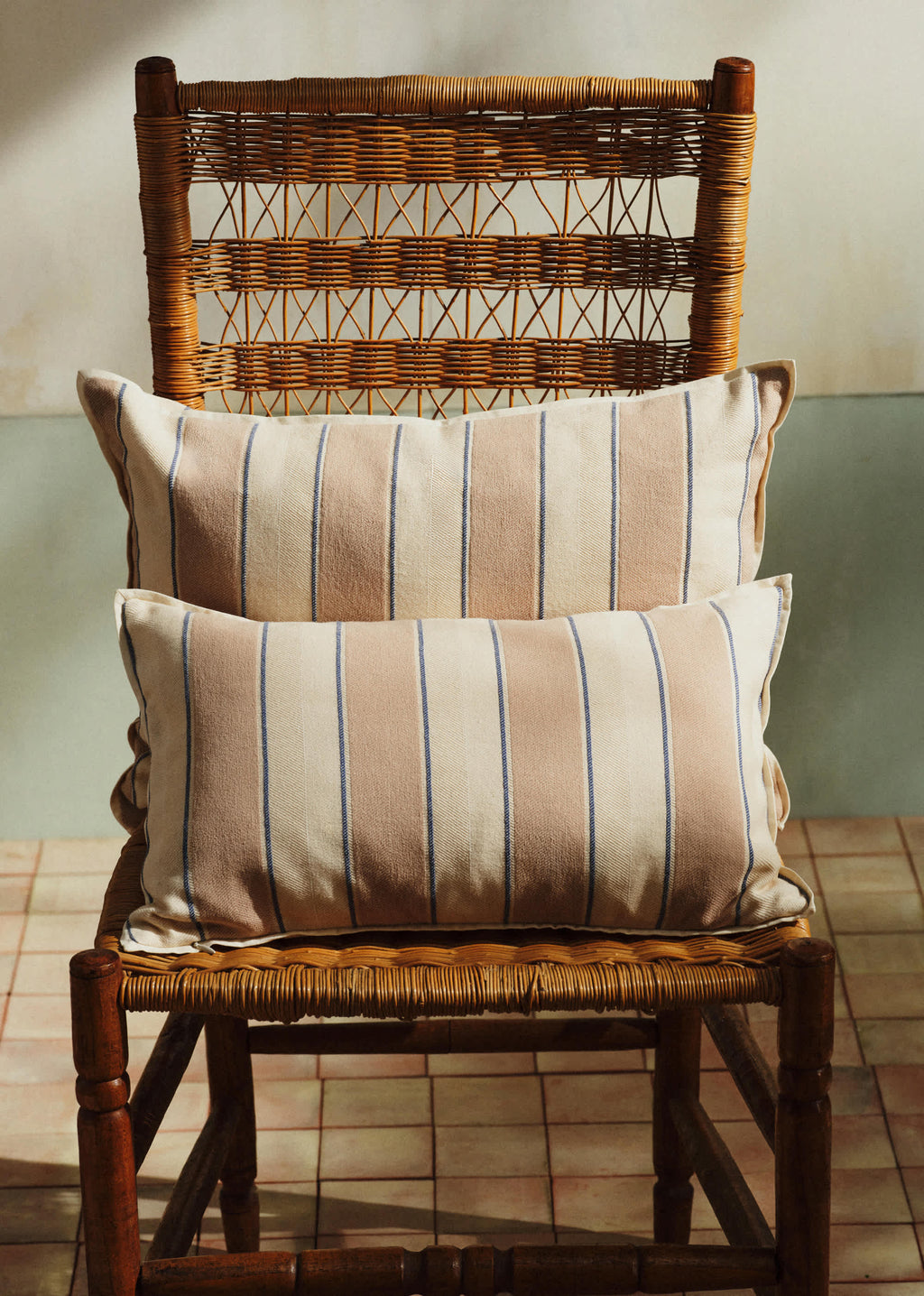 Coussin Tissé Rayures - Petit modèle - Beige et Bleu