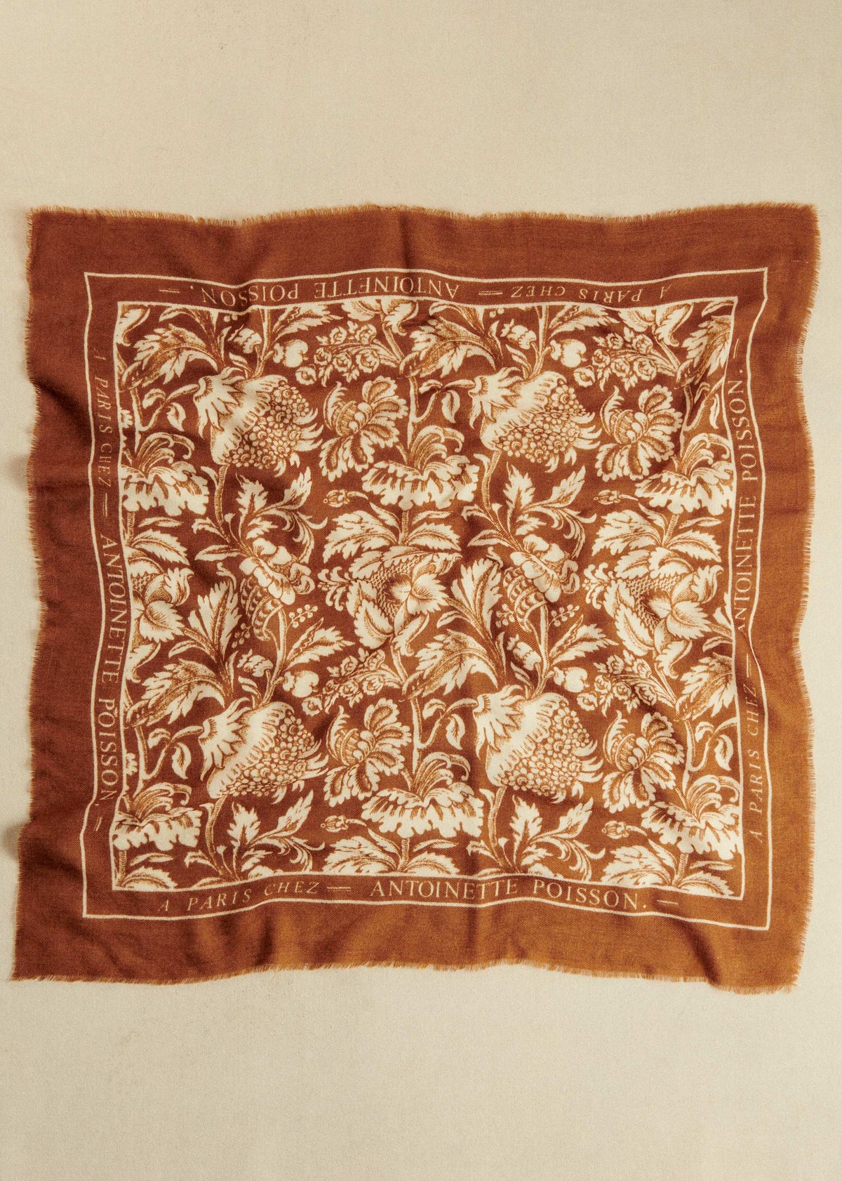 Foulard Maryse - Sézane x Antoinette Poisson - Grand Pavots Fond Café