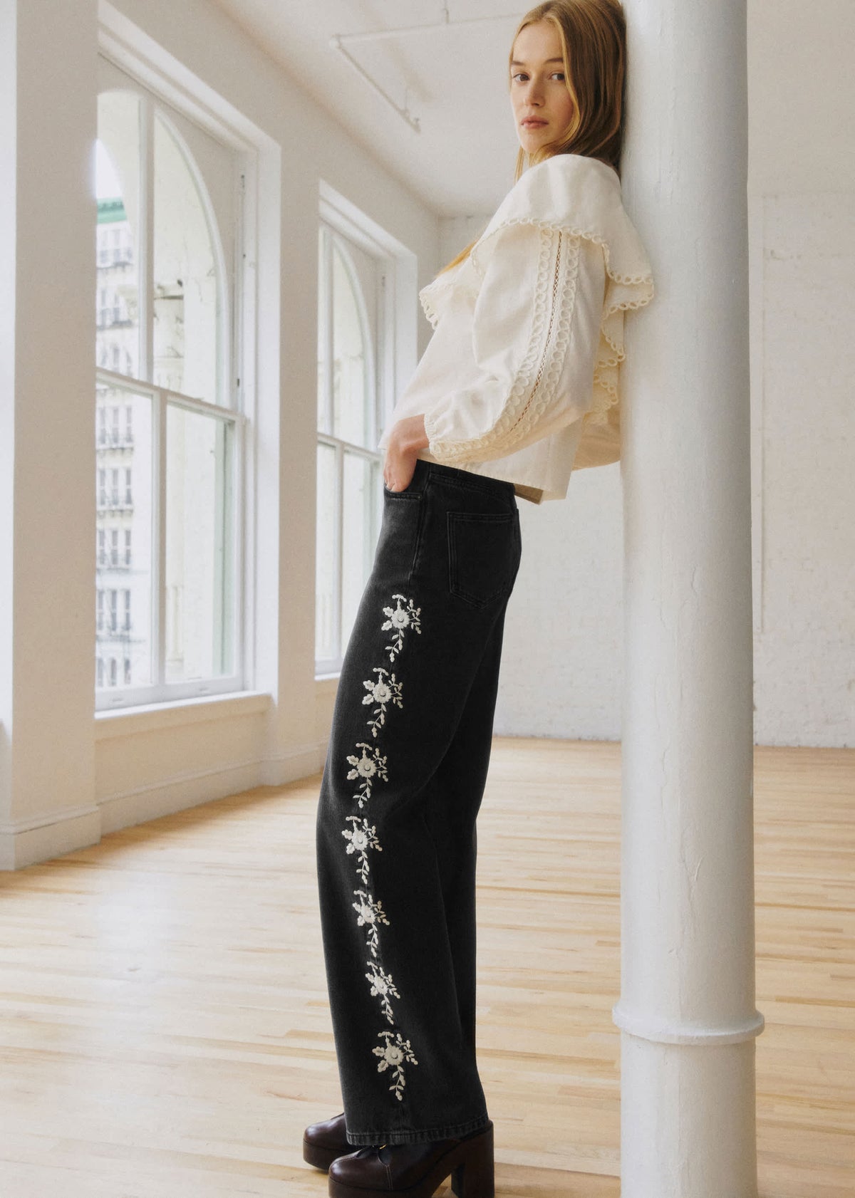 Pantalon Valentin - Sézane x SEA NY - Broderie Écru Fond Gris