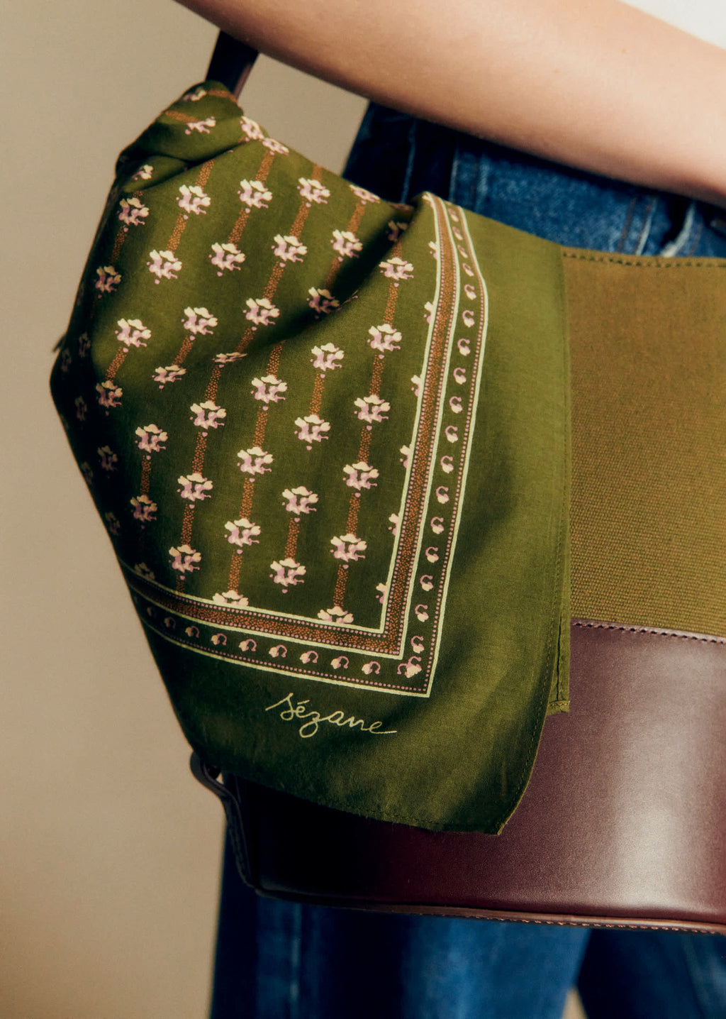 Foulard Gaston - Petites Fleurs Fond Kaki