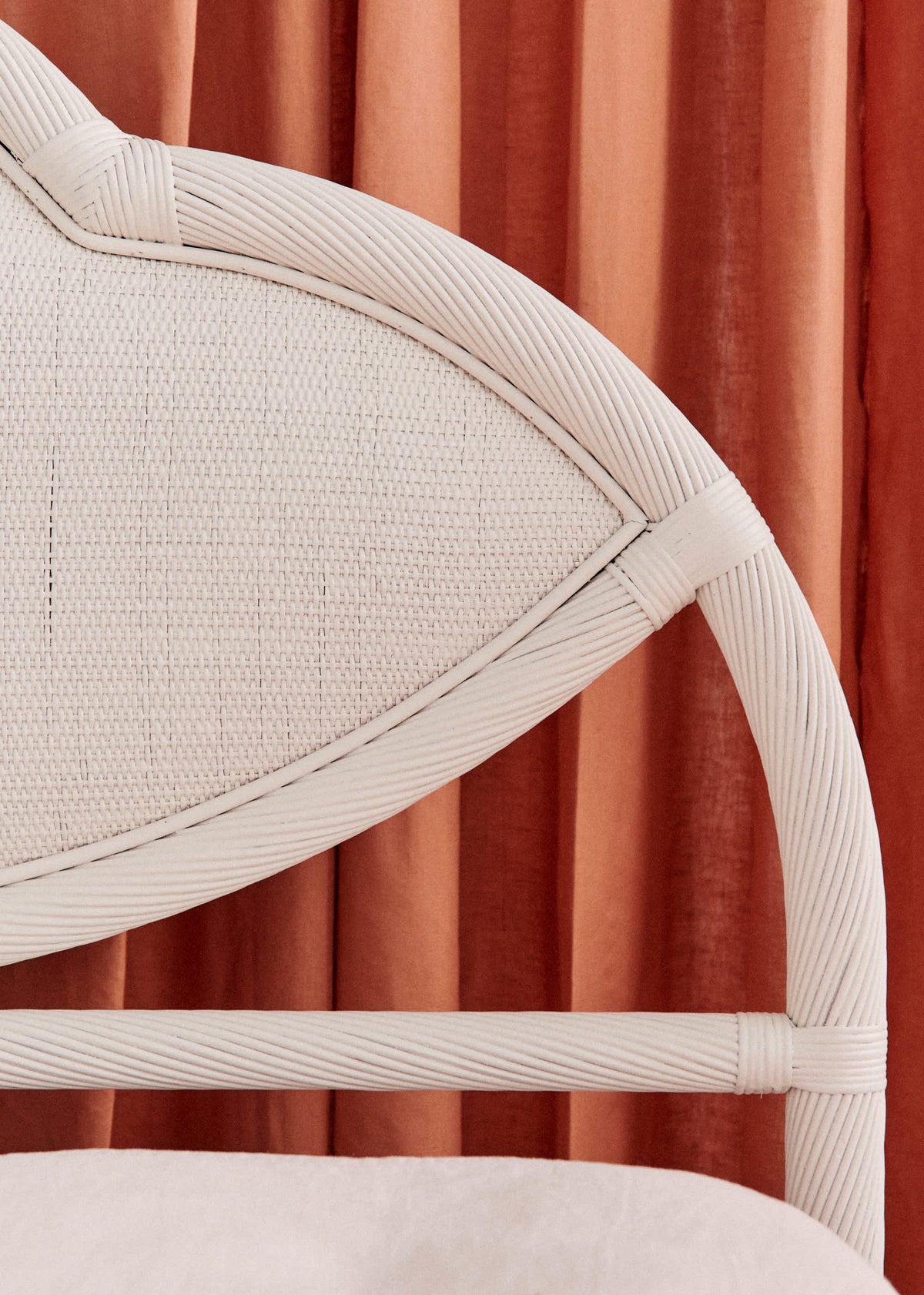 Ensemble de chambre vintage : tête de lit et paire de chevets - Rotin