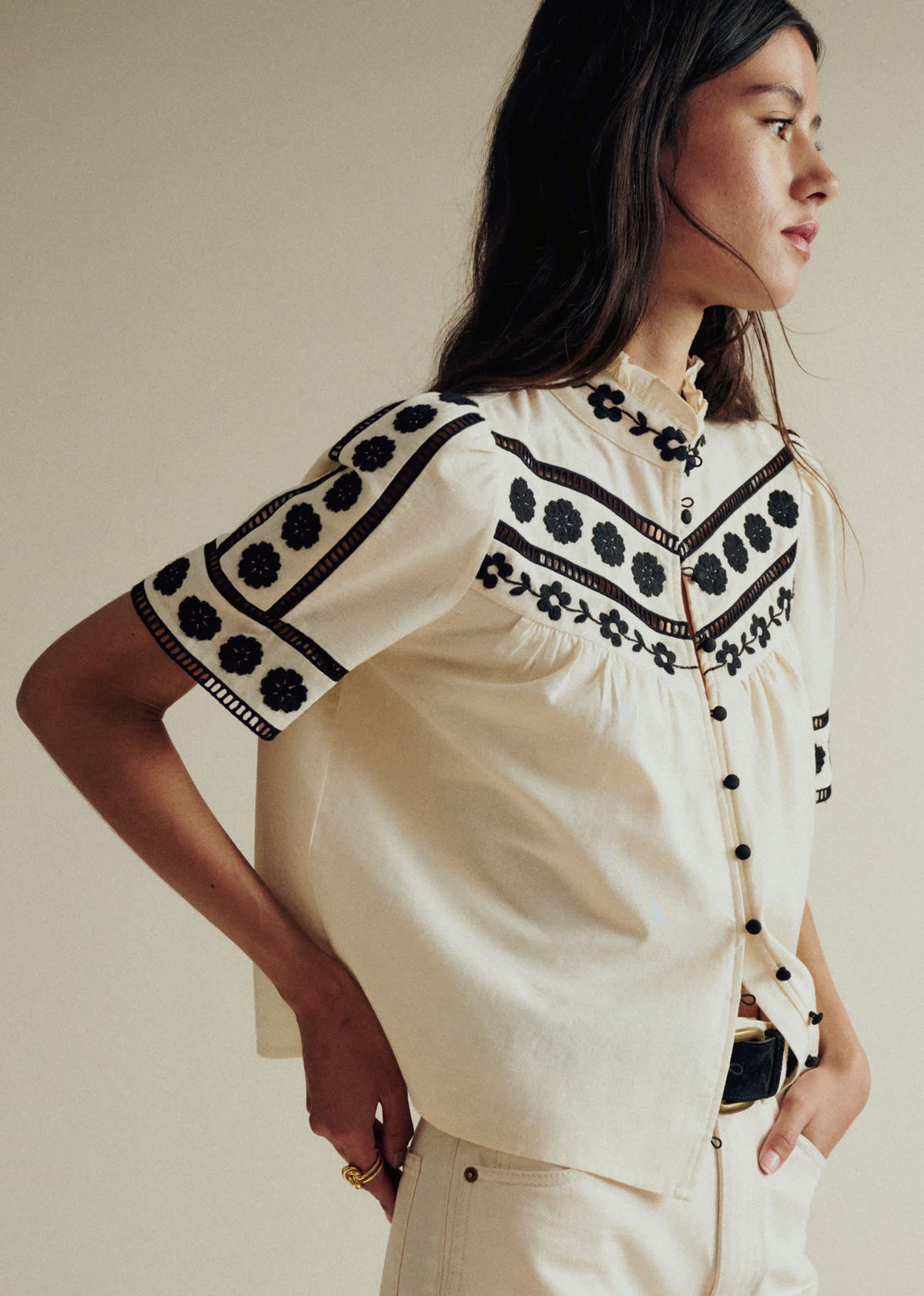 Blouse Hanae - Noir Fond Écru