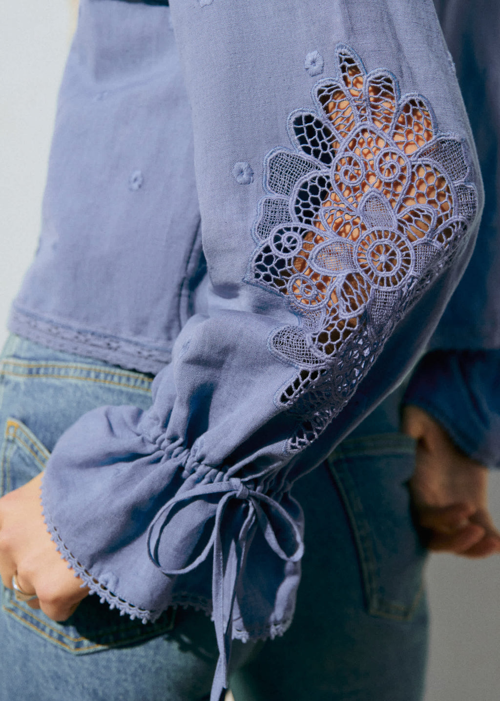 Chemise Akiraly - Broderie Unie Oeillet Bleu