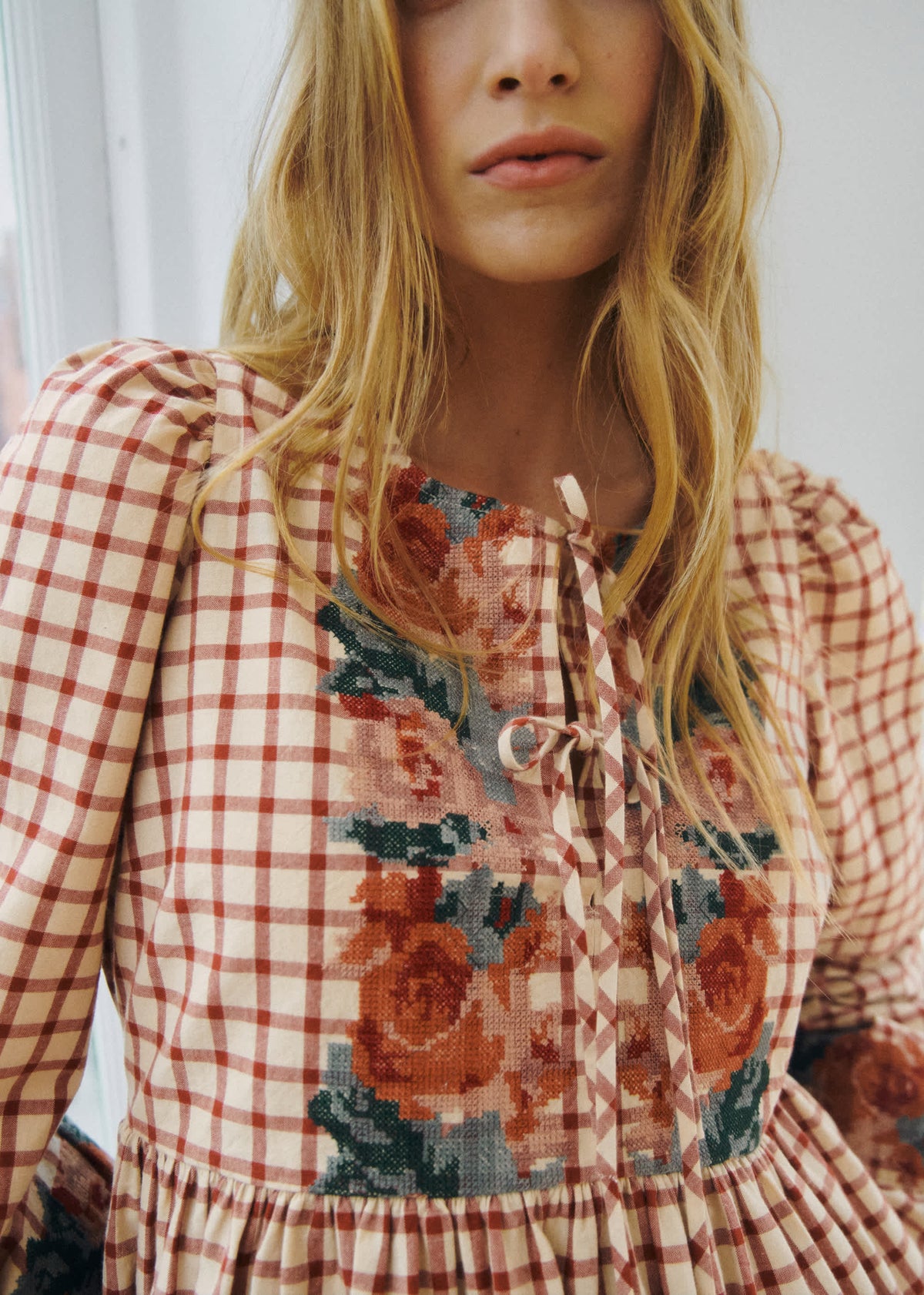 Robe Dakila - Sézane x SEA NY - Broderie Placée Terre Fond À Carreaux