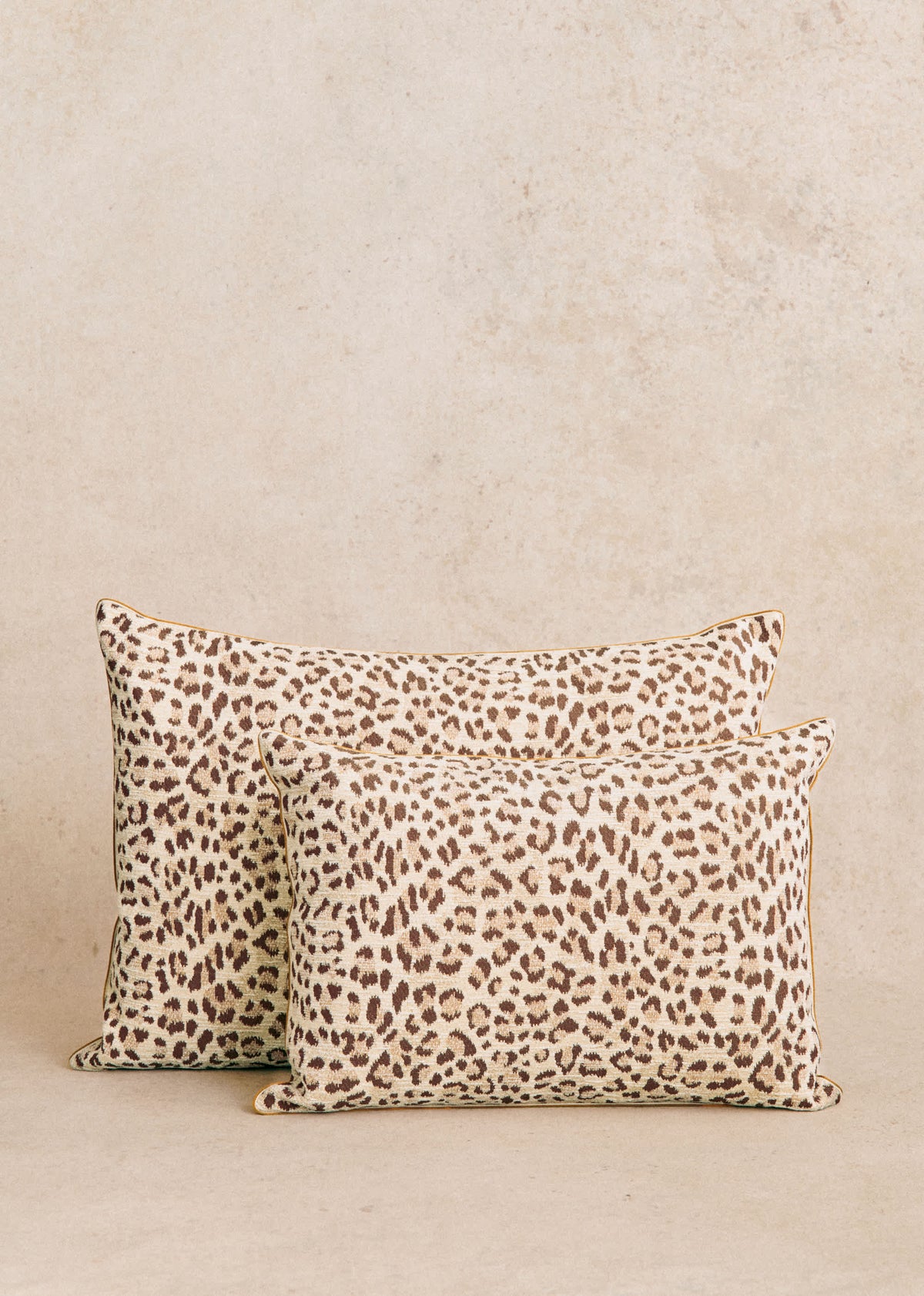 Coussin Jacquard - Très Grand modèle - Léopard Écru et Café