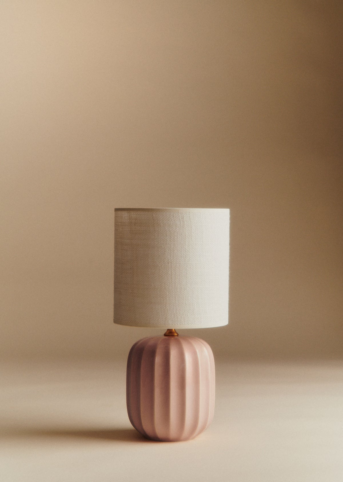 Lampe Traviata petit modèle - Rose - Abat-jour Dolce - Jute Écru