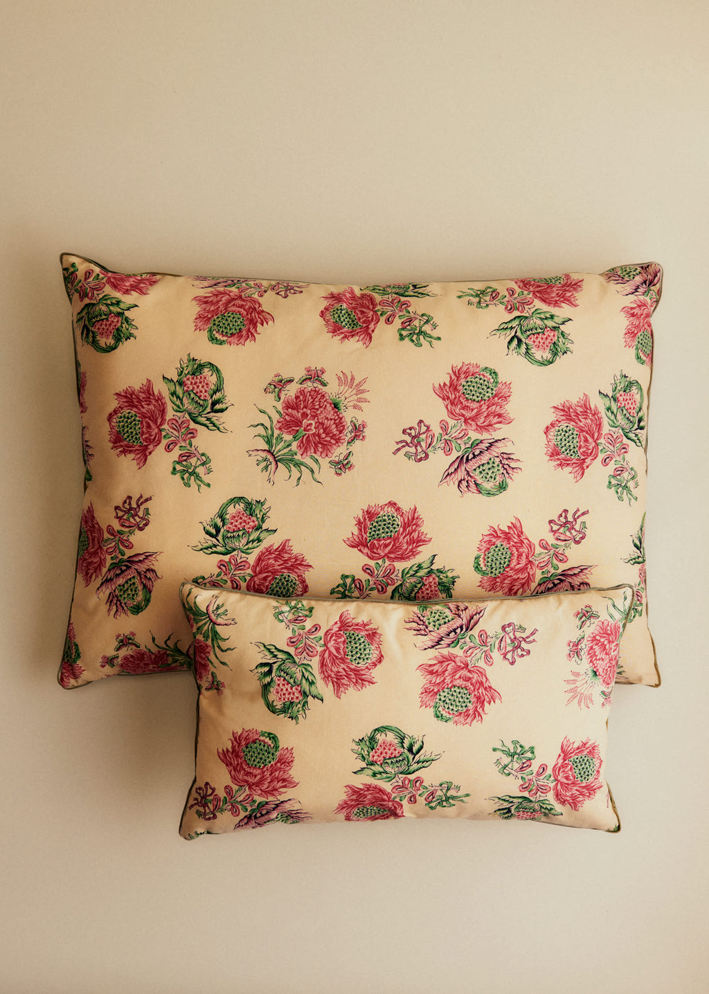 Coussin vintage velours céladon foncé - Petit modèle - Imprimé Fleurs de Chardon
