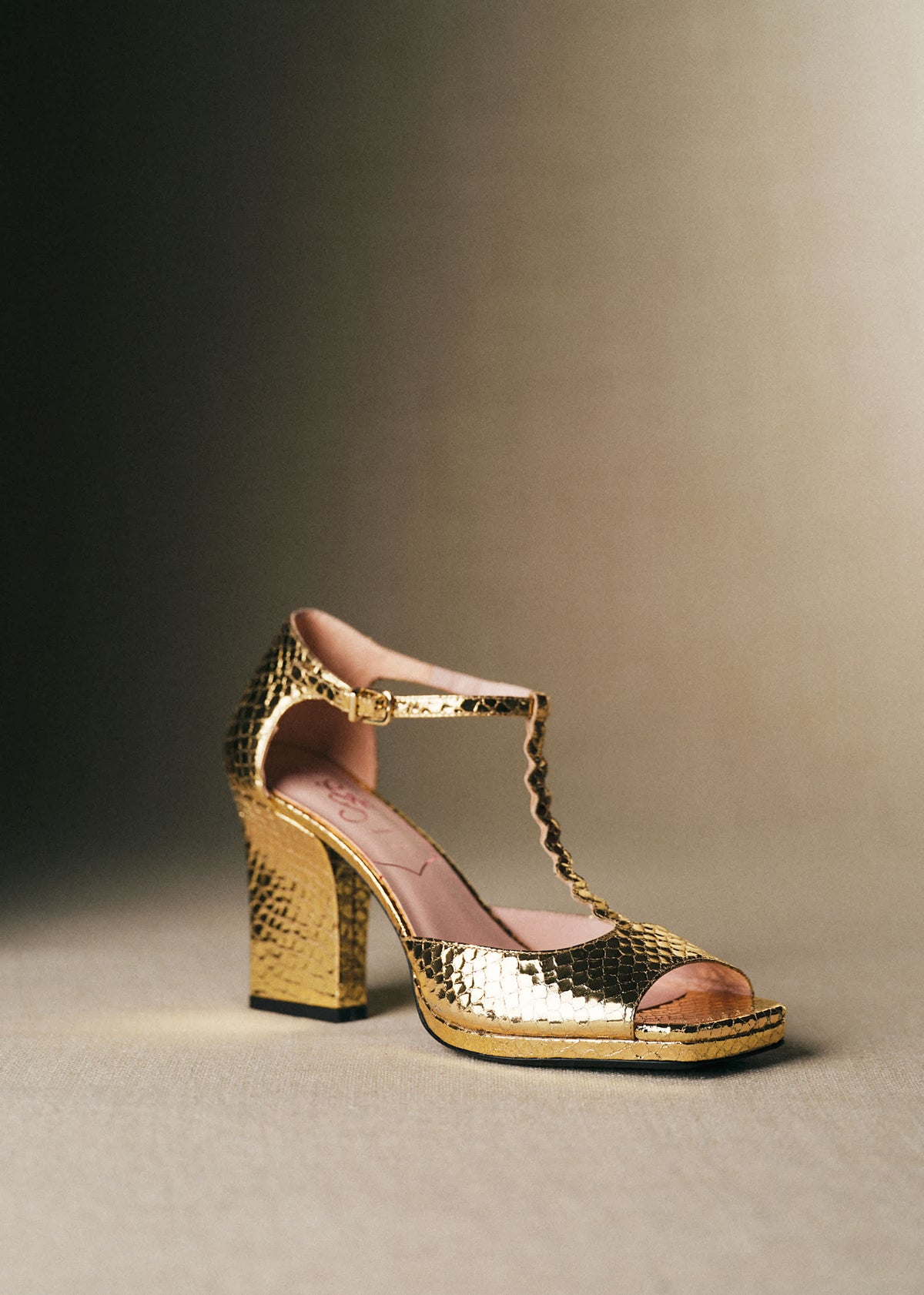 Sandales Hugo - CFM Souliers x Editions Sézane - Serpent Doré