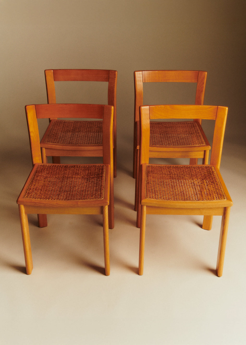 Lot de 4 chaises en cannage vintage - Cannage
