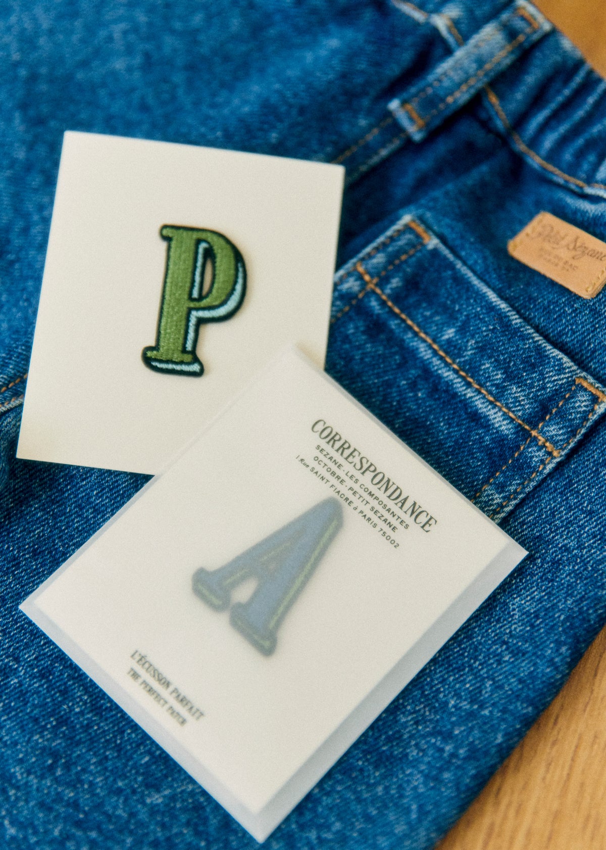 Ecusson vert / bleu - Lettre P - Vert