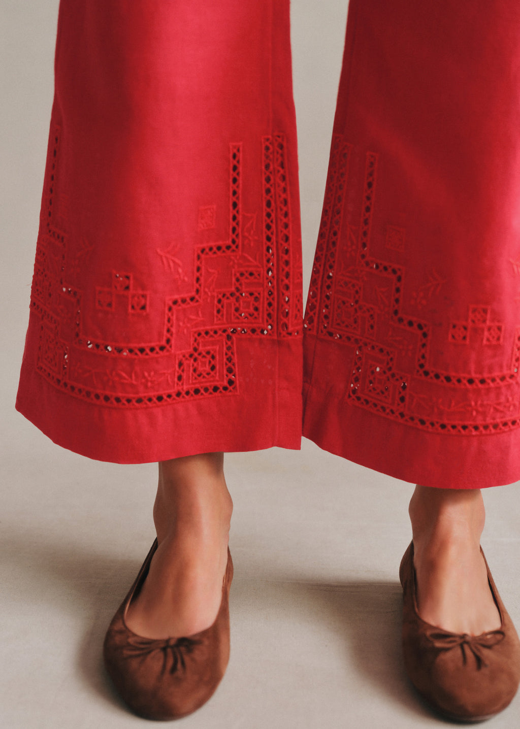Pantalon Gilles - Broderie Placée Rouge