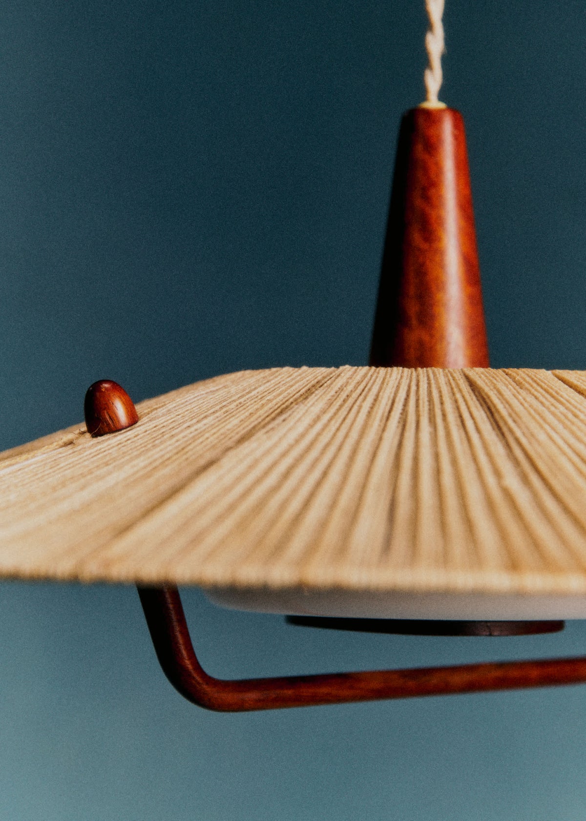 Suspension scandinave en teck et corde années 60 - Teck et corde