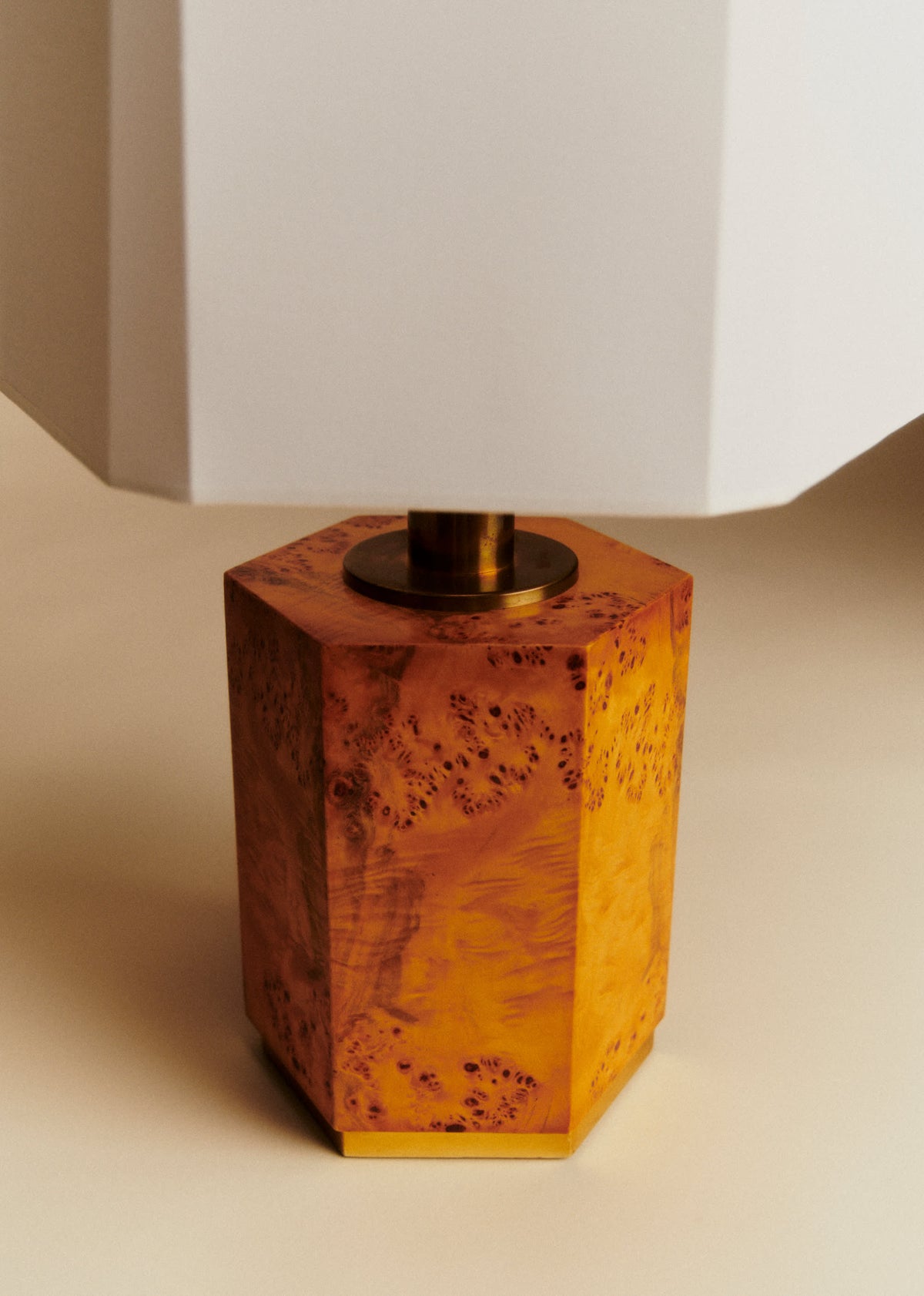 Lampe vintage en loupe d'orme - Loupe d'orme