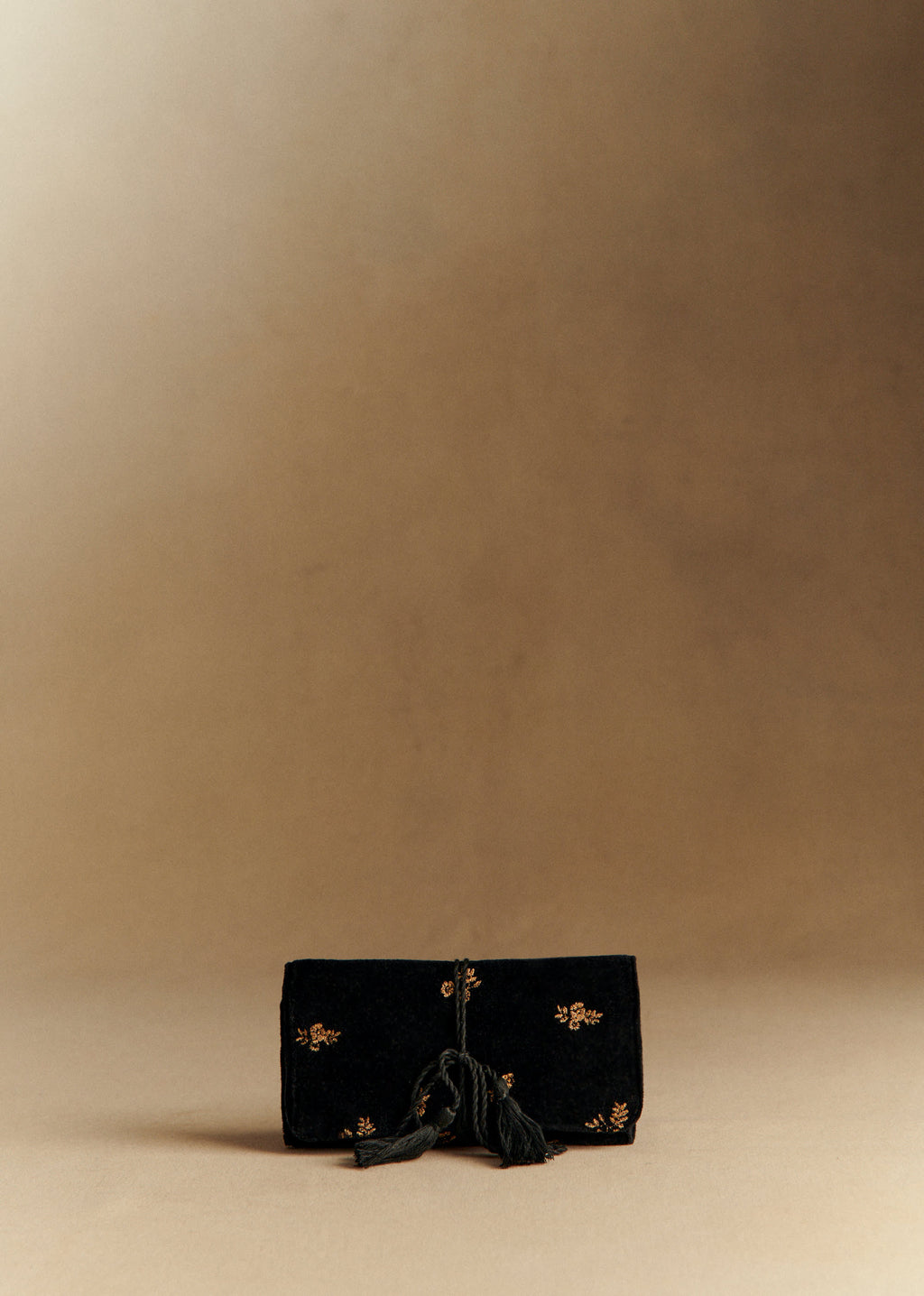 Pochette bijoux - Broderie Fleurs