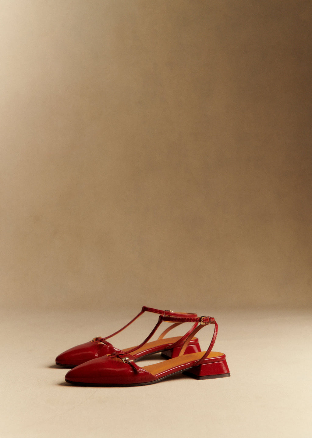 Salomés Low Noëlla - Rouge Vernis