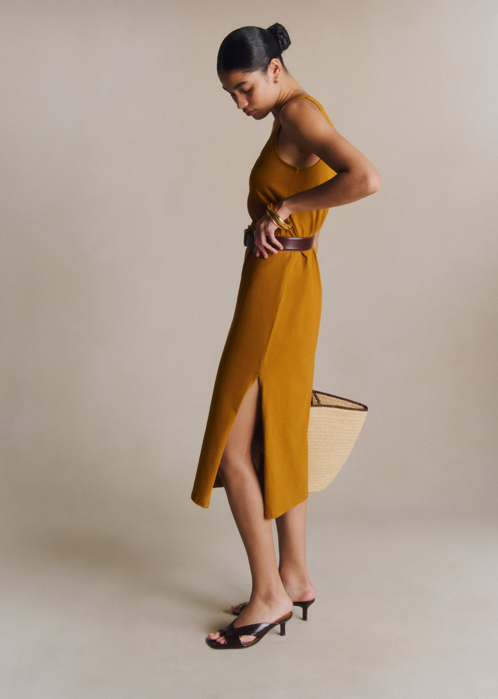 Robe Ariana - Gold