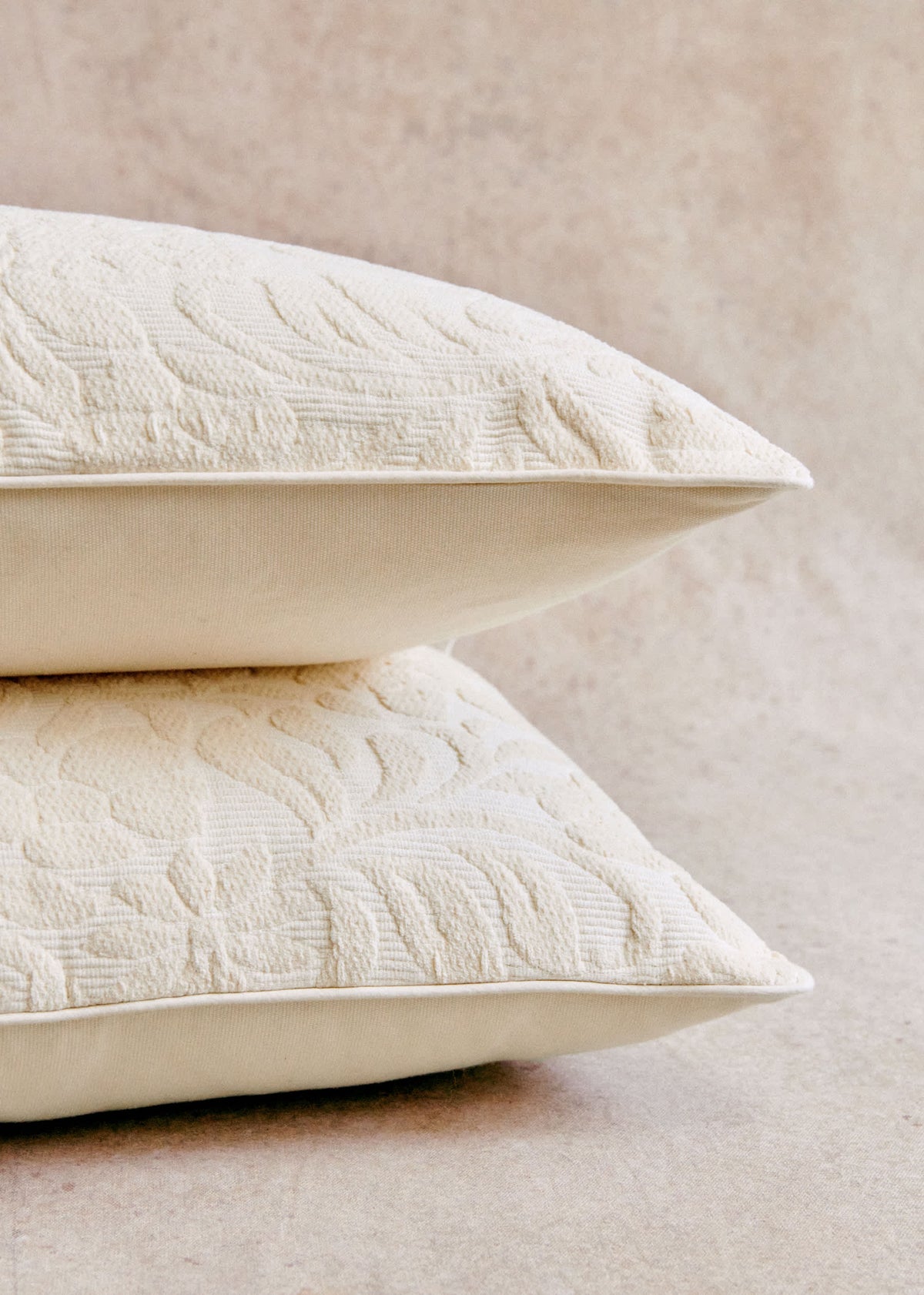 Coussin Jacquard - Grand modèle - Duo des Fleurs - Écru