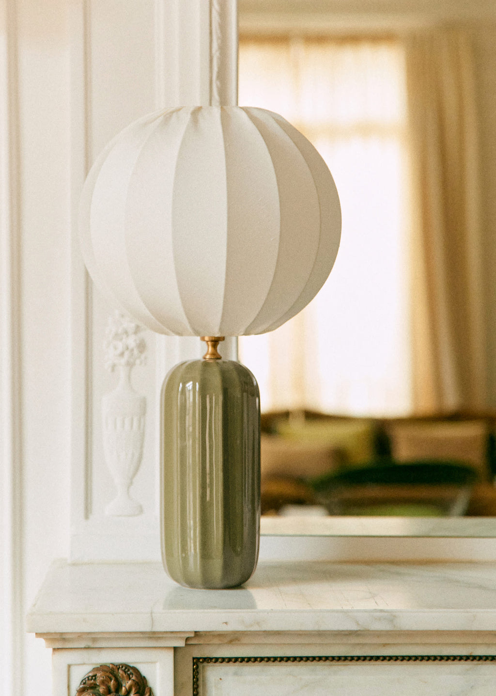 Lampe Traviata - Vert sauge - Abat-jour Sonate - Écru