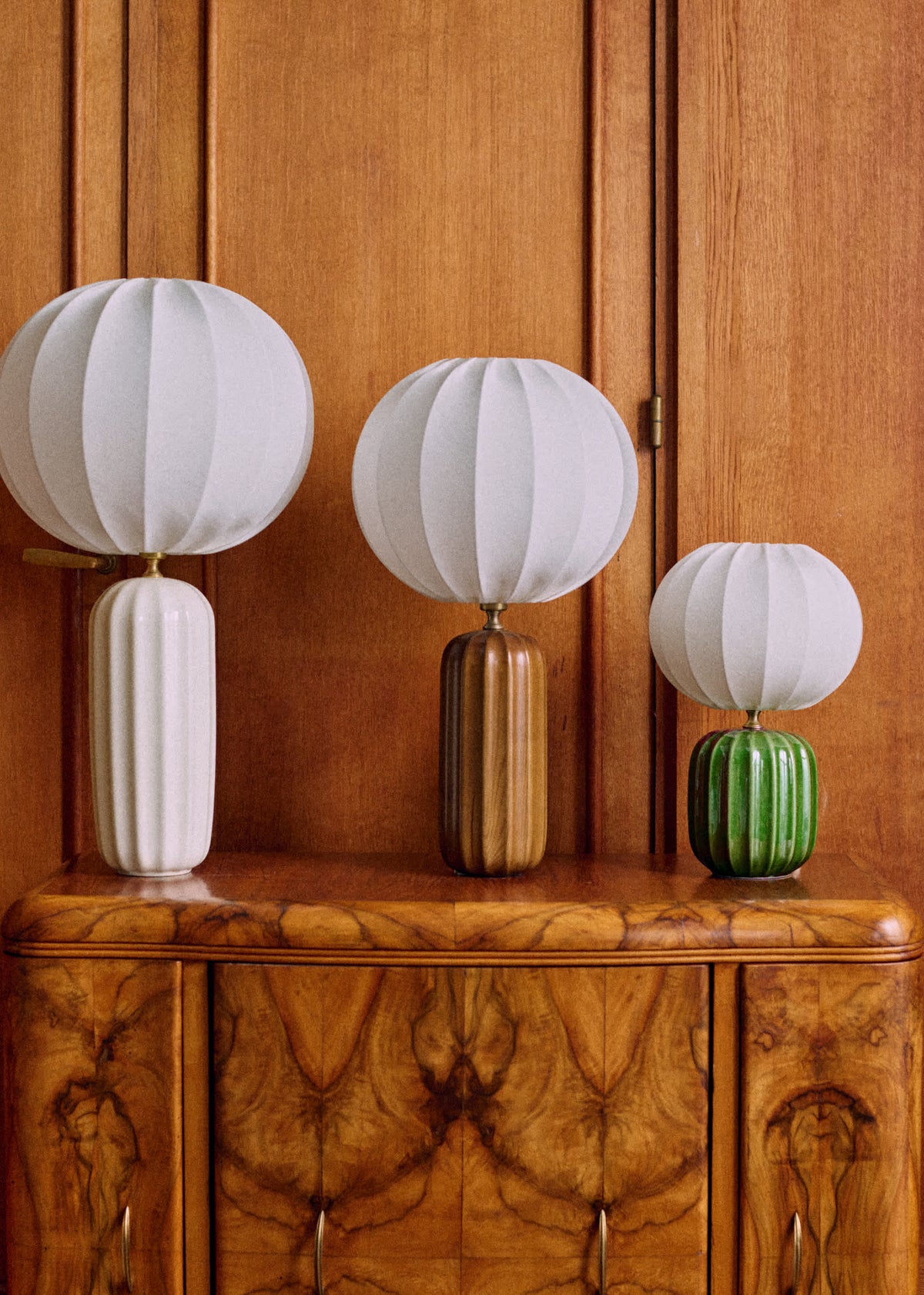 Lampe Traviata petit modèle - Vert - Abat-jour Sonate - Écru