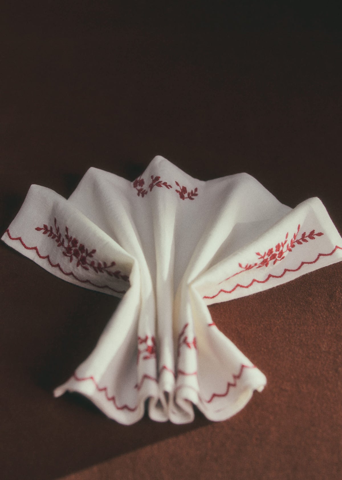 Set de 2 serviettes brodées - Ecru et Framboise