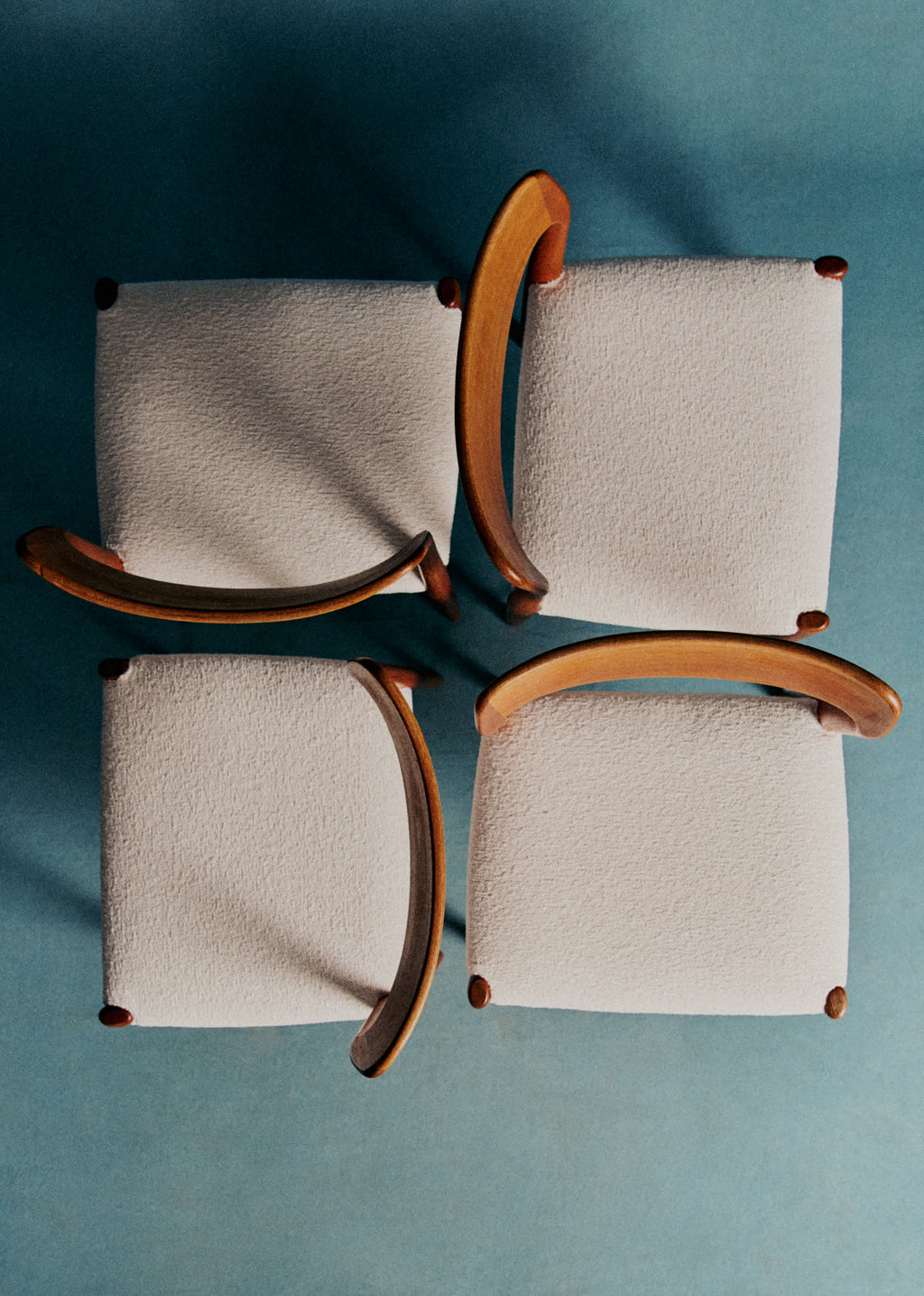 Lot de 4 chaises vintage dossier courbé - Bois