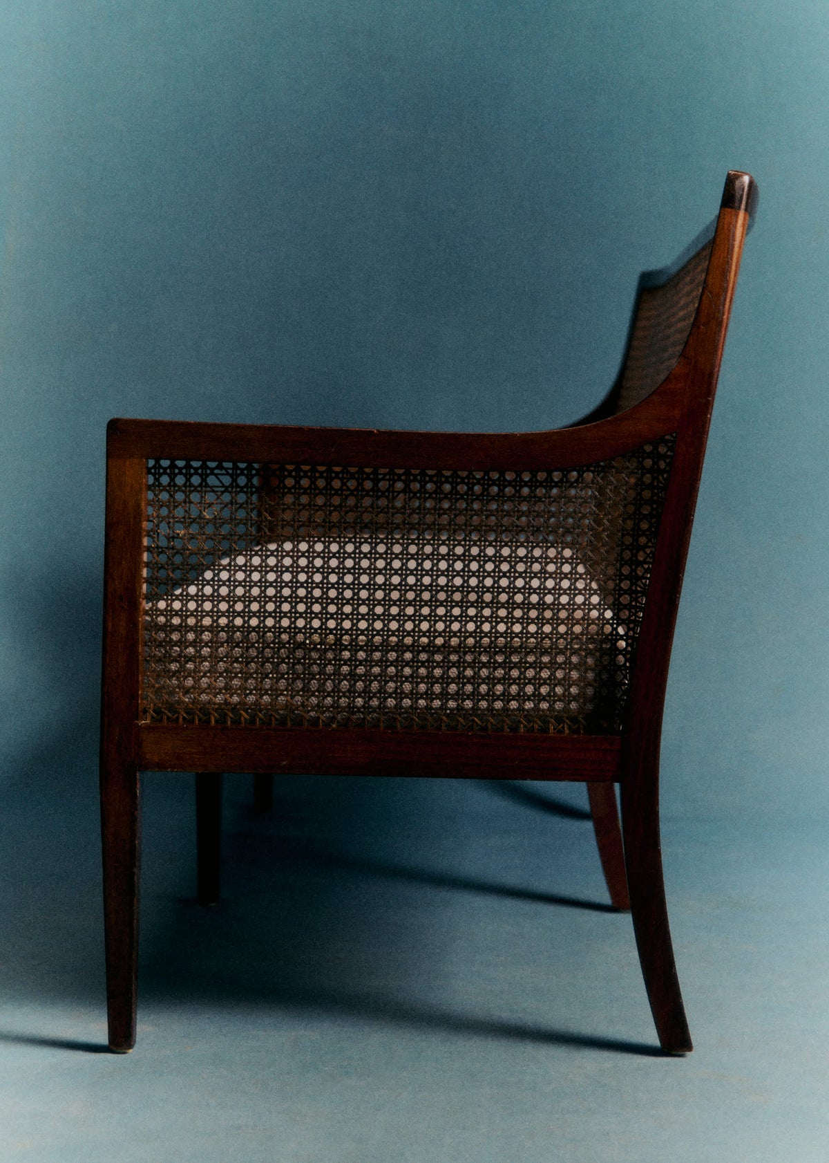 Banquette vintage noyer et cannage - Noyer et cannage