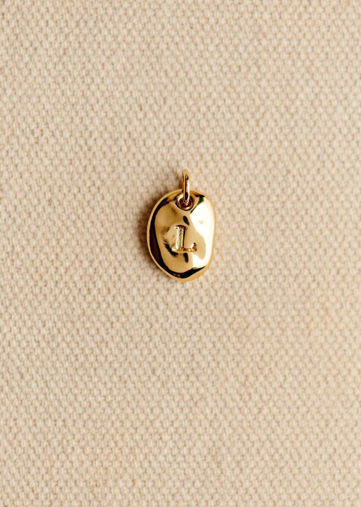 Pendentif Léa - L doré