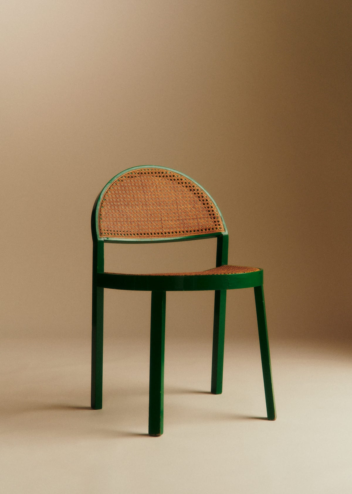 Chaise modèle Pluto en bois laqué vert années 70 - Bois laqué et cannage