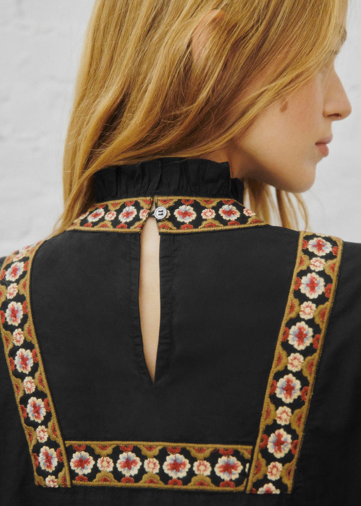 Robe Aliette - Sézane x Sea NY - Broderie Placée Bande Fond Noir