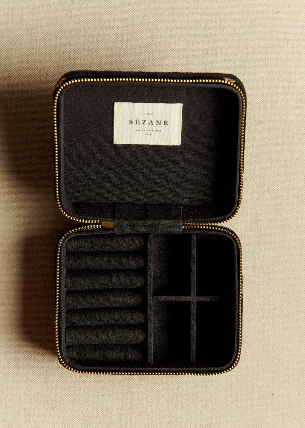 Grand écrin - Broderie Fleurs