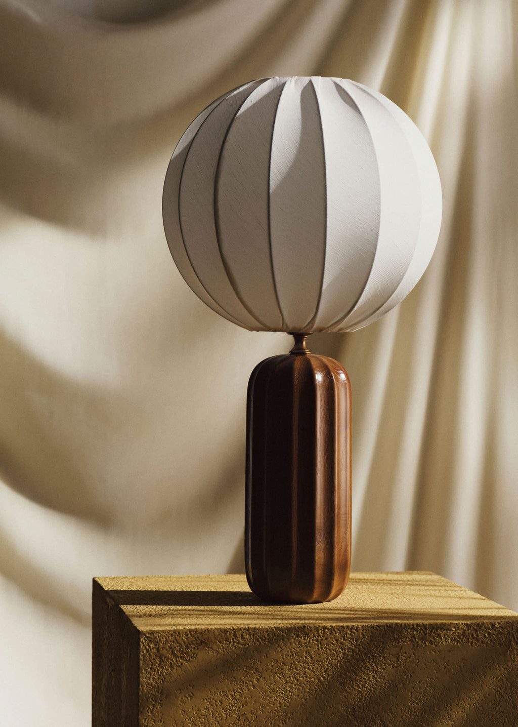Lampe Traviata - Bois - Abat-jour Sonate - Écru