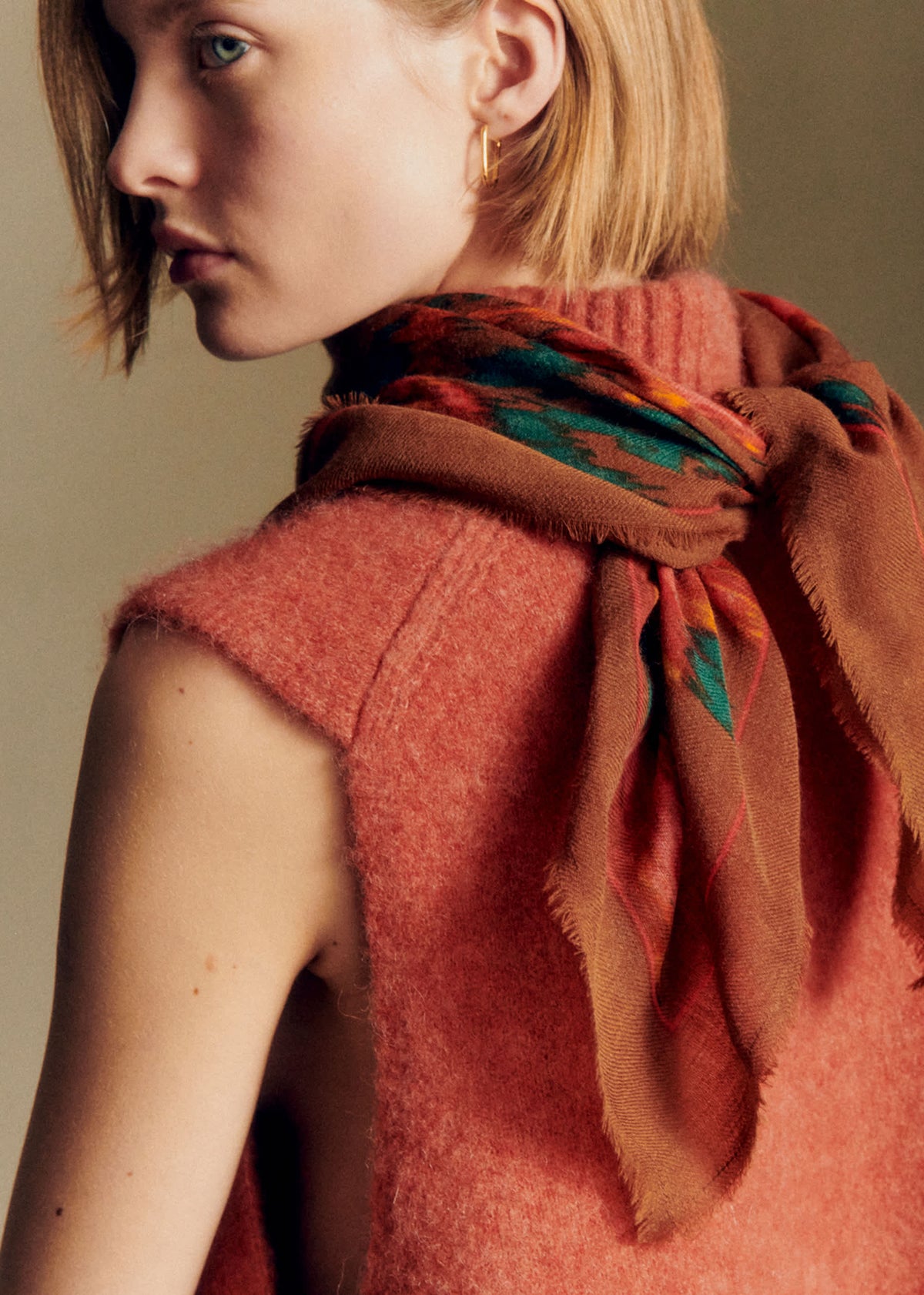 Foulard Maryse - Fleurs chinées fond café