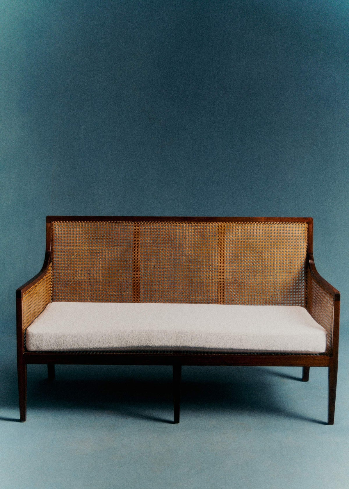 Banquette vintage noyer et cannage - Noyer et cannage