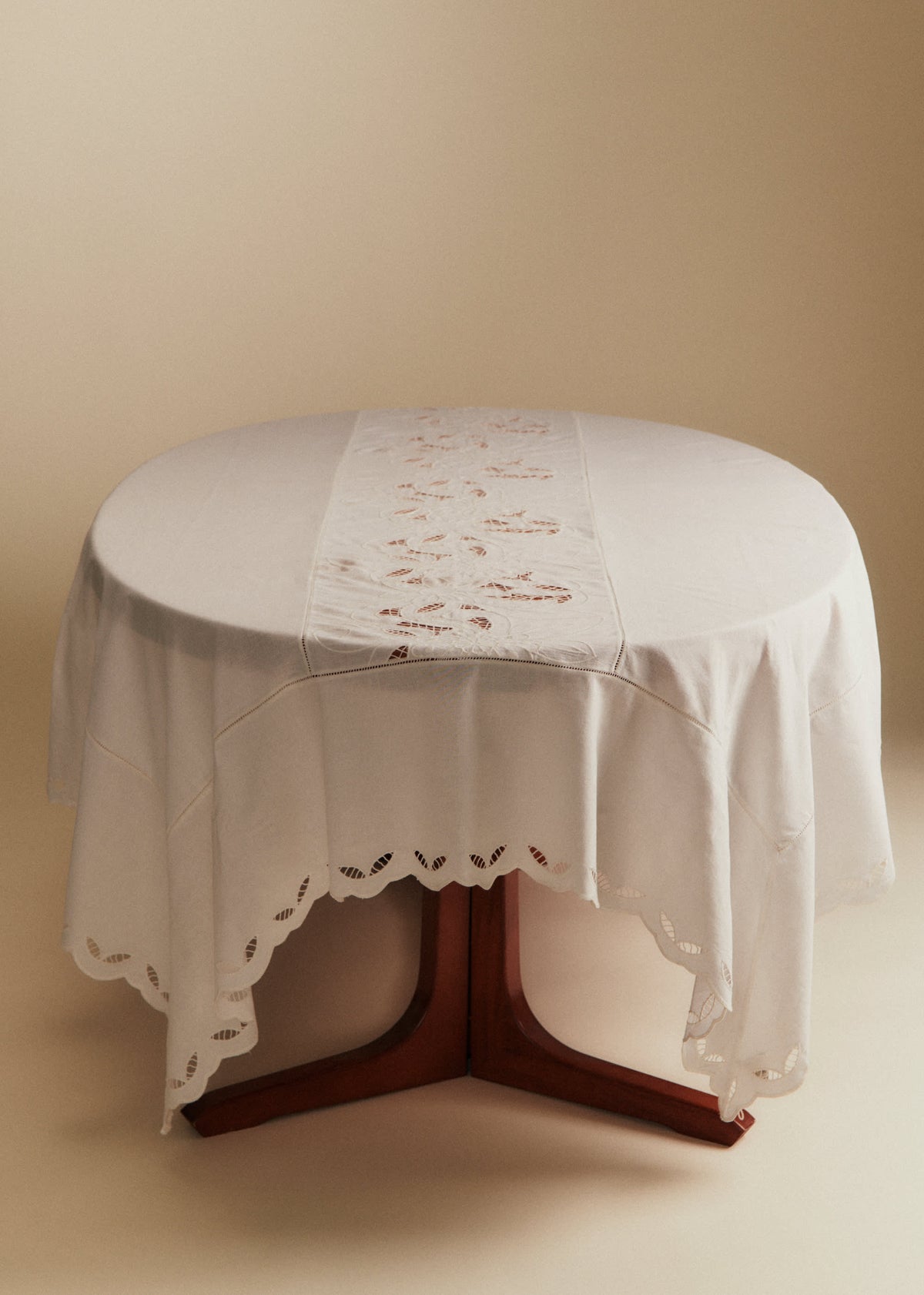 Nappe Brodée - Ecru Uni